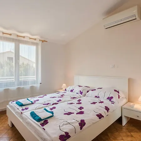 Minodora Apartment Porec